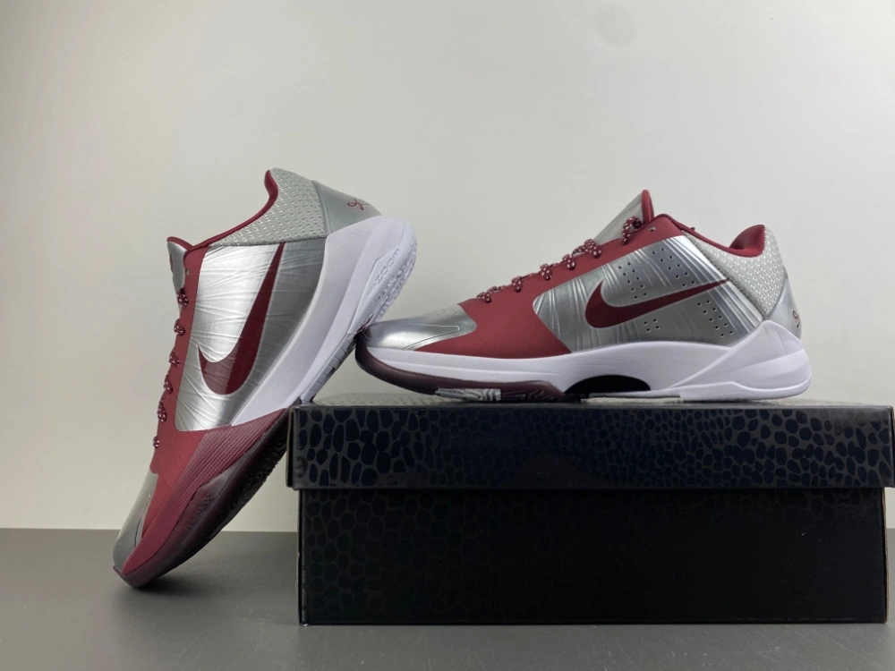 UrbanStyle Kobe 5 Protro Lower Merion Aces Away IM0557- 971