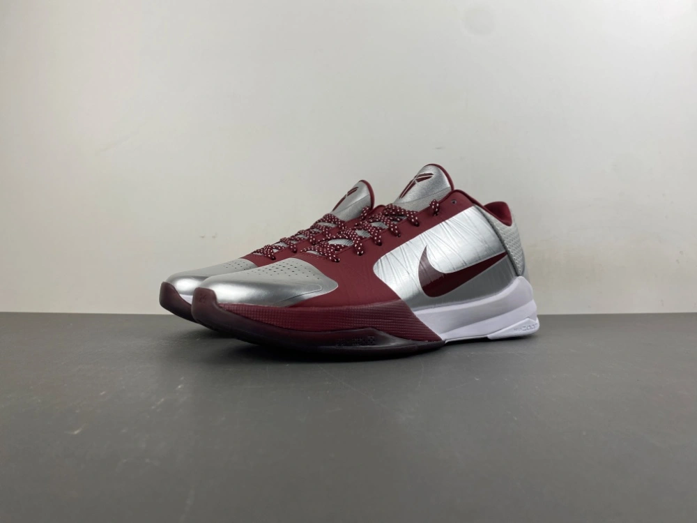 UrbanStyle Kobe 5 Protro Lower Merion Aces Away IM0557- 971