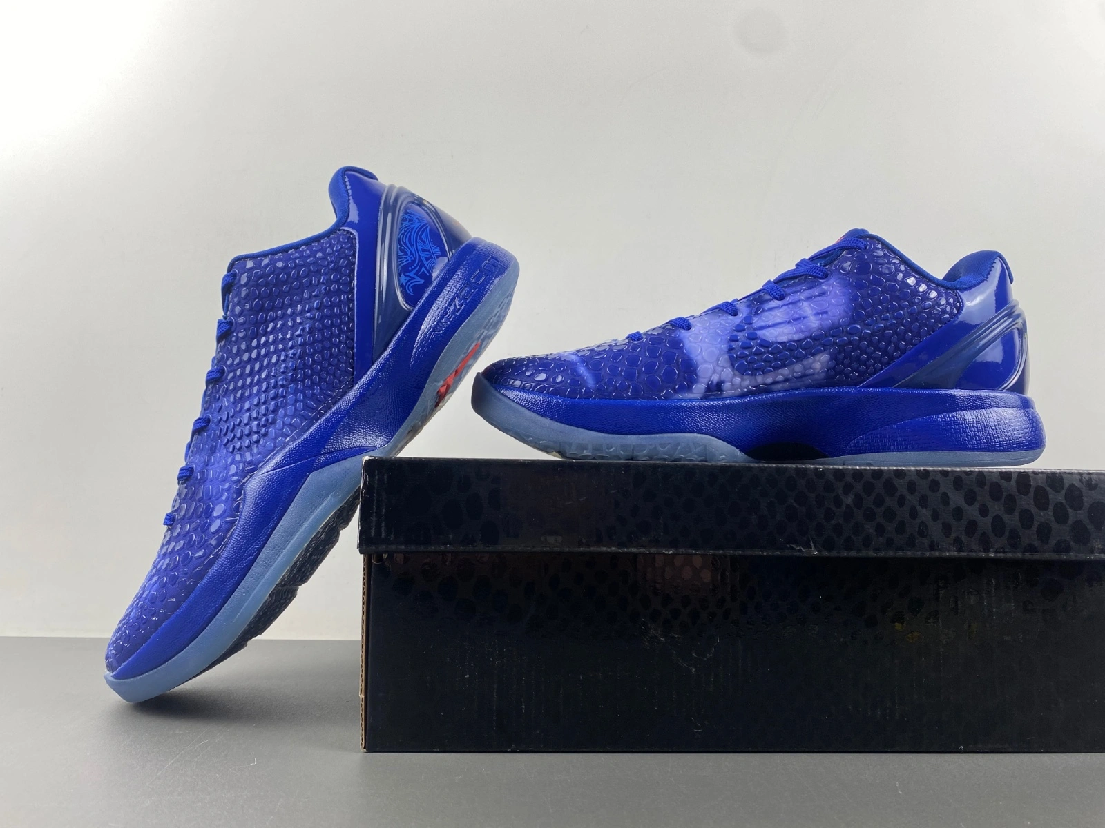 ZipUp Kobe 6 ASG East LA 448693- 1034