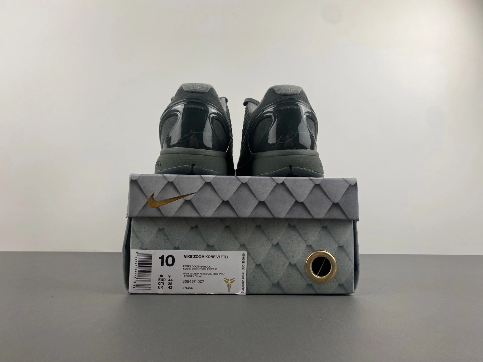 Kobe 6 Black Mamba Collection Fade to Black 869457- GoodFit 1010