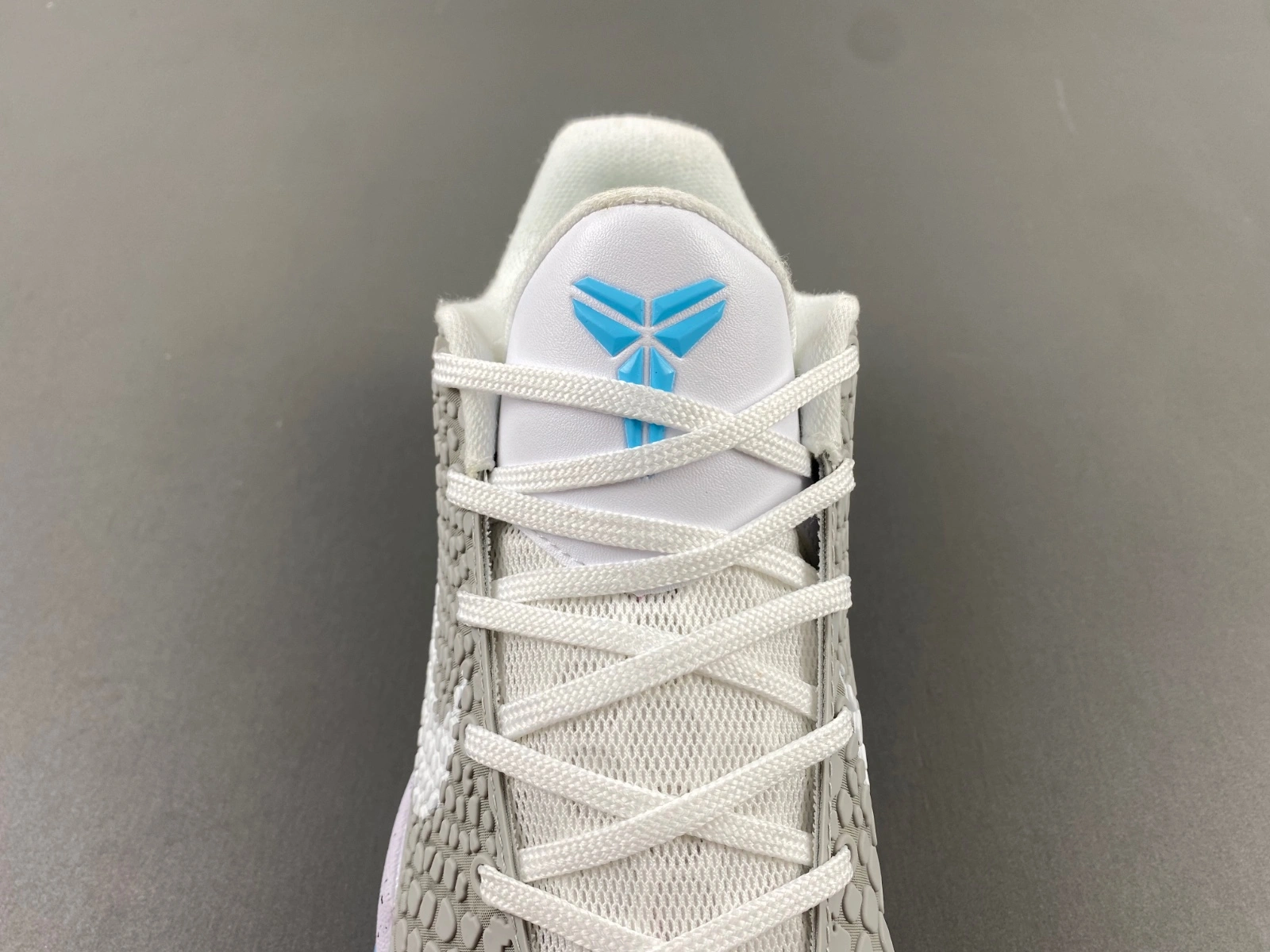 Kobe 6 Grey Blue PE2023- Chic 1021