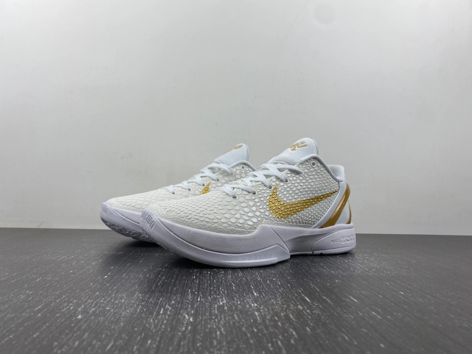 Kobe 6 Protro 429659- WaterResistant 1075