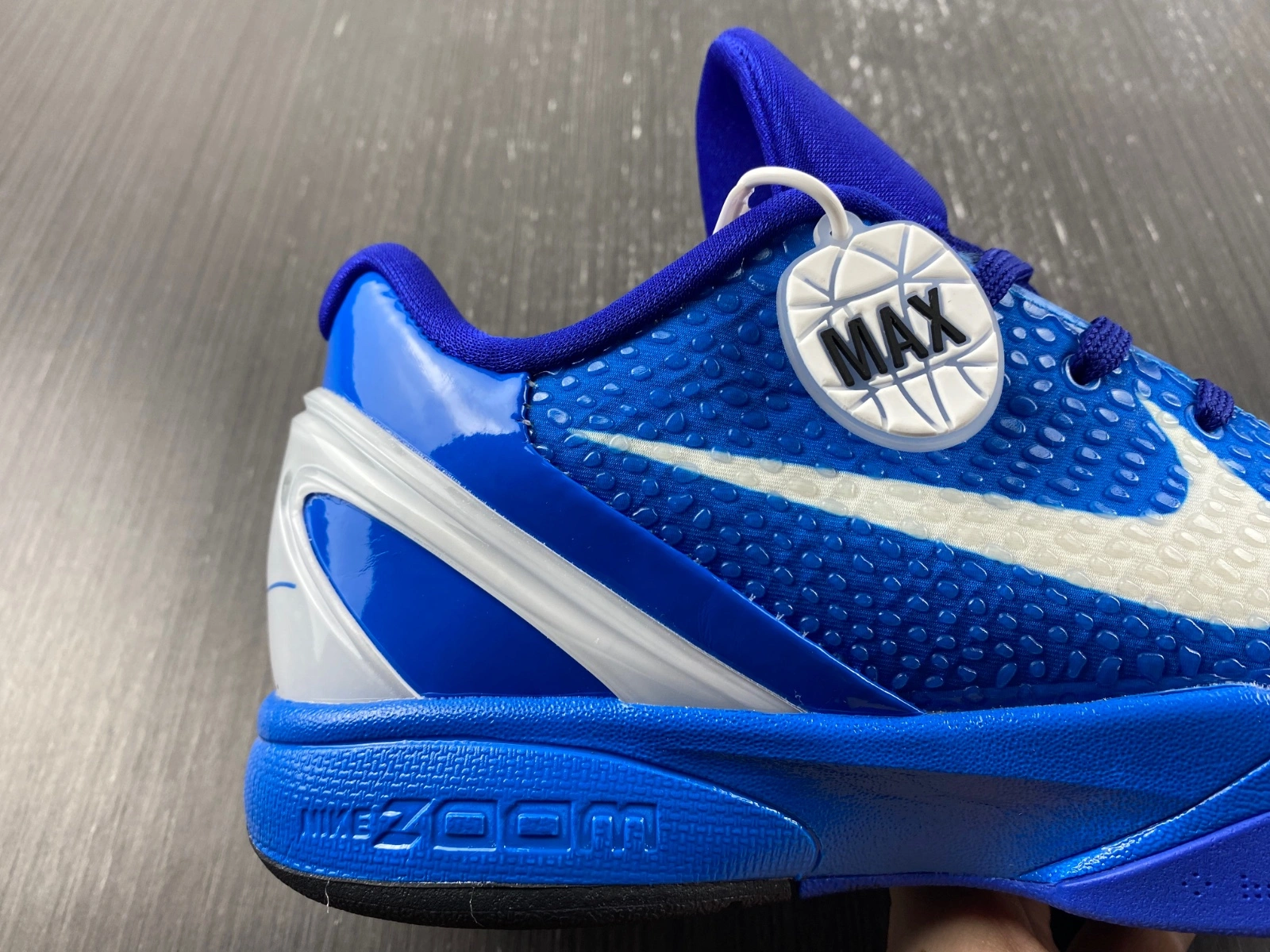 Timeless Kobe 6 Protro Christmas CW2190- 1125