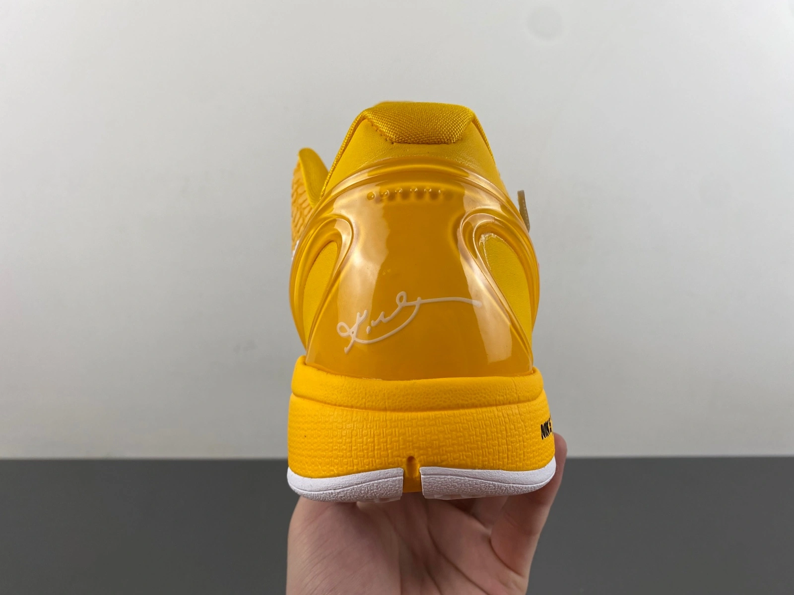 Kobe 6 Protro Off white yellow CW2190- WellDesigned 1026
