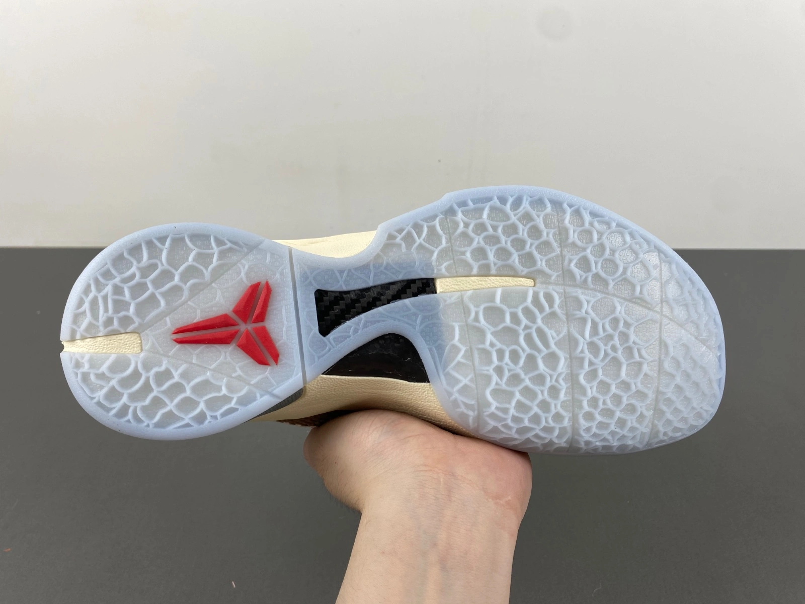 WellDesigned Kobe 6 Protro Travis Scott CW2190- 1020