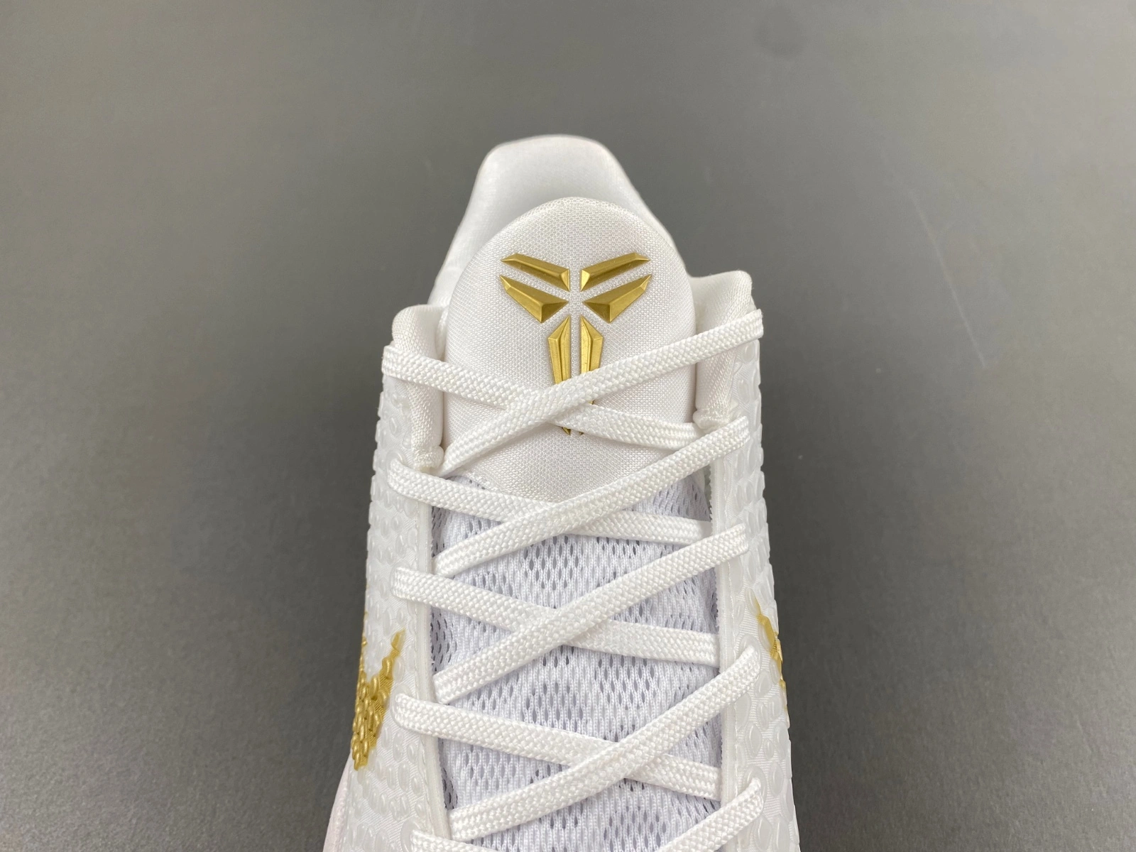 UrbanChic Kobe 6 Protro White Gold FV4921- 1001