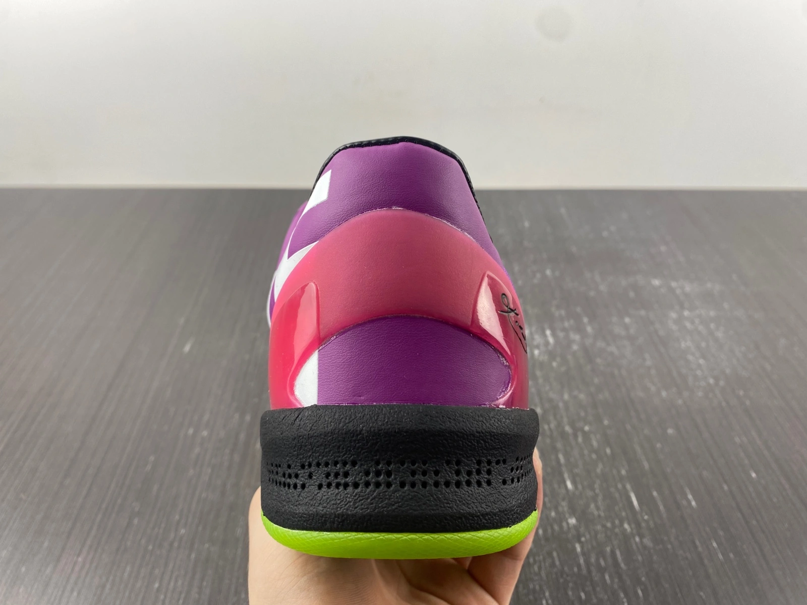 Kobe 8 Mambacurial 615315- Functional 1126