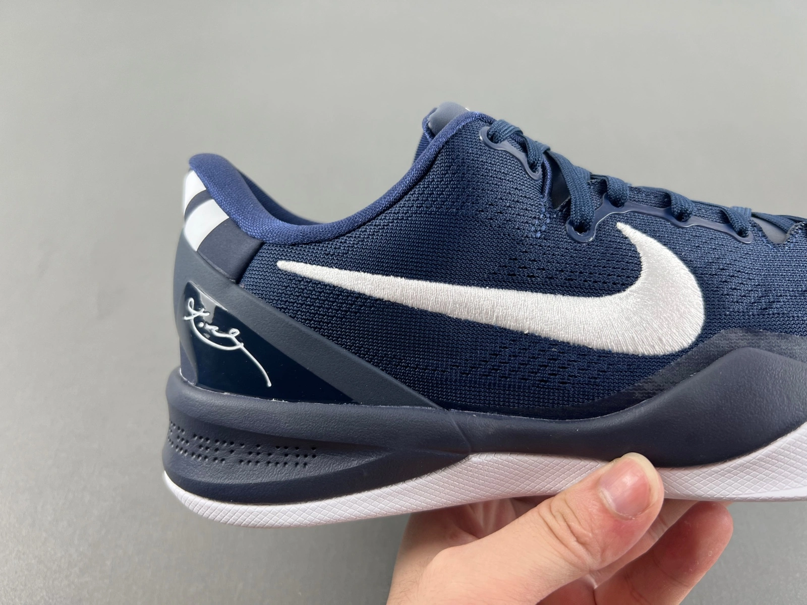 Kobe 8 Protro College Navy HF9550- Stylish 989