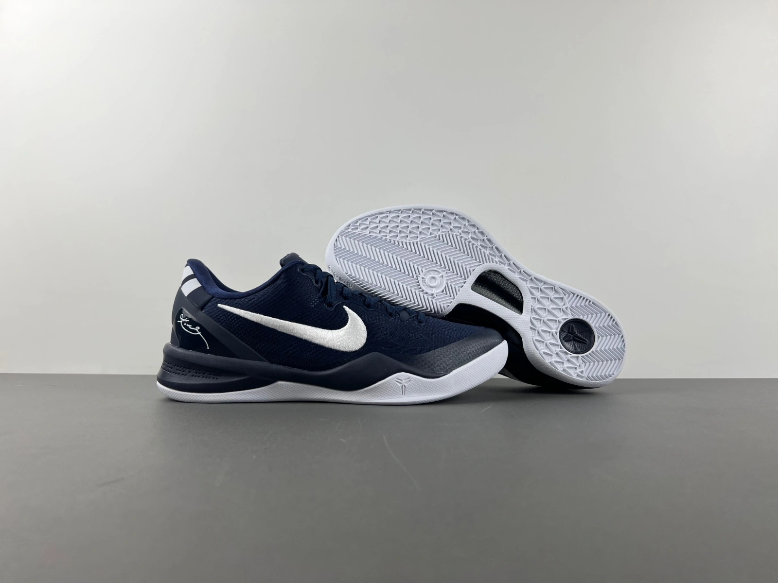 Kobe 8 Protro College Navy HF9550- Stylish 989