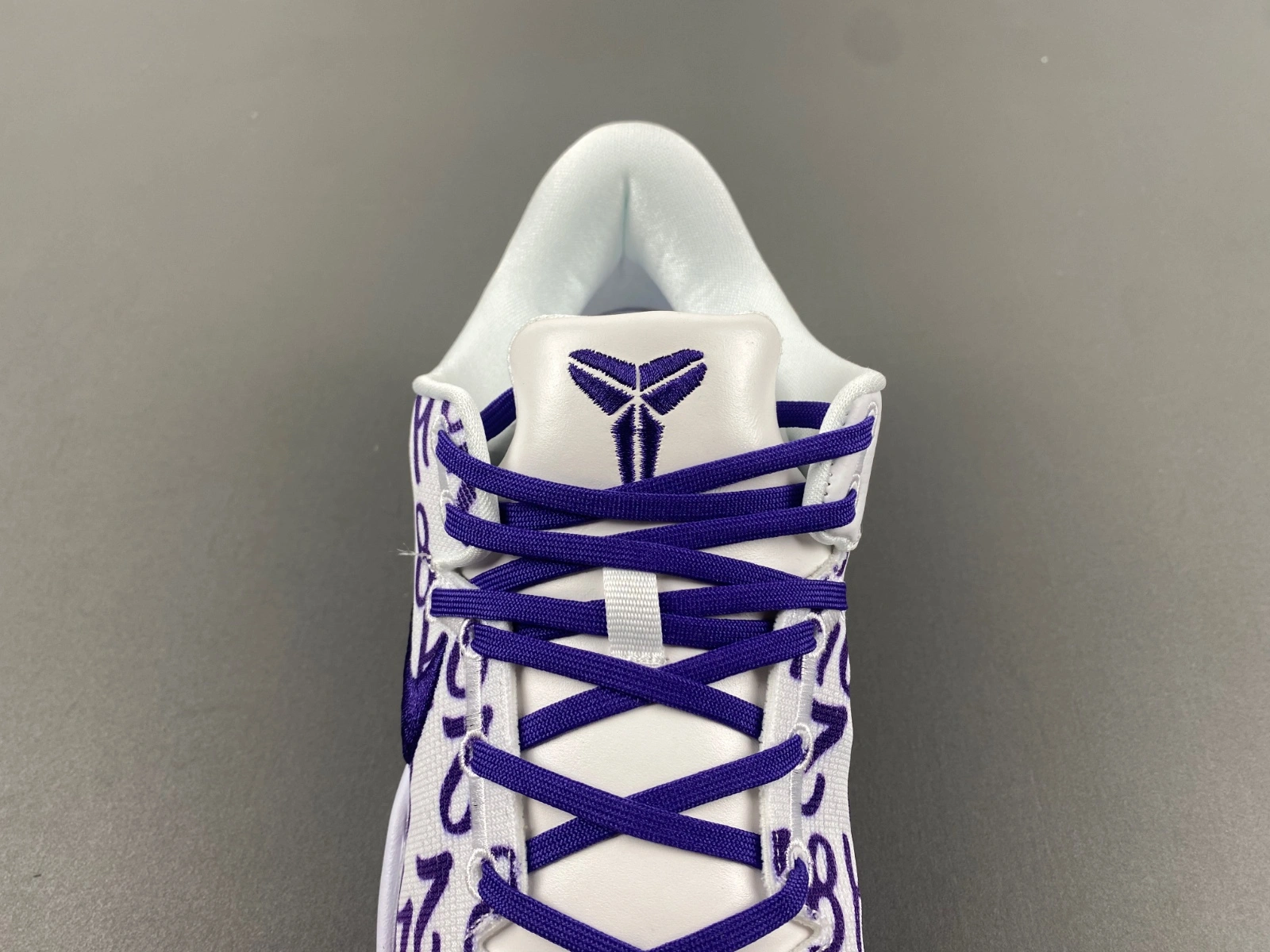 Kobe 8 Protro Court Purple FQ3549- Trendsetting 1068