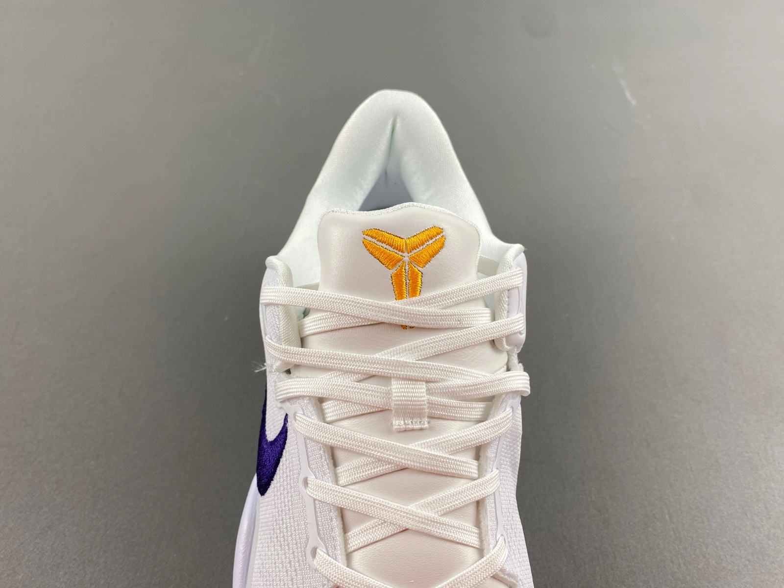 Kobe 8 Protro Lakers Home HF9550- Contemporary 1008