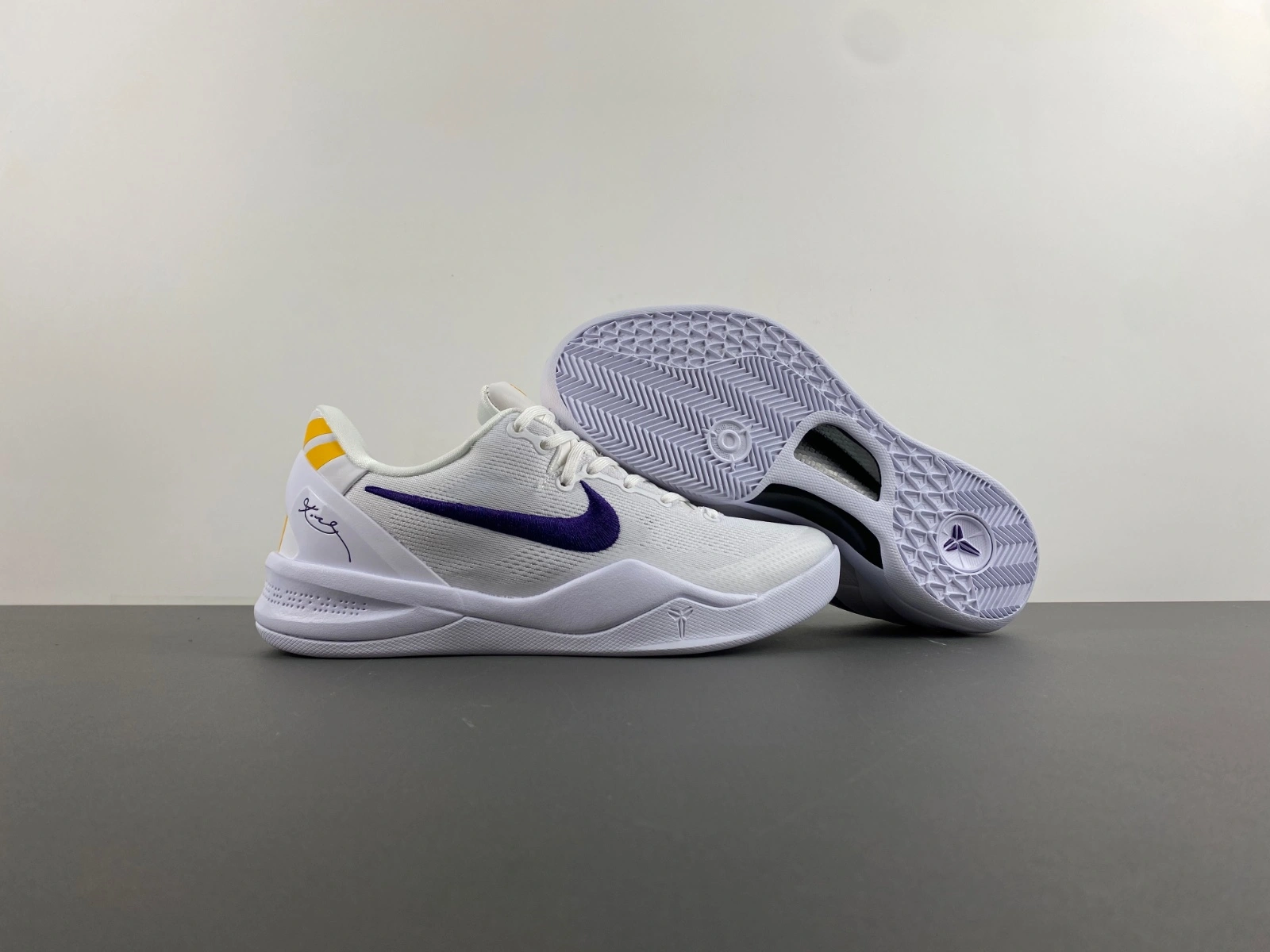 Kobe 8 Protro Lakers Home HF9550- Contemporary 1008