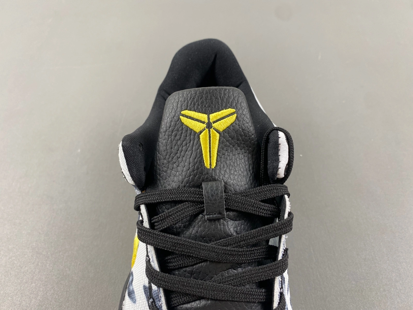 ModernLook Kobe 8 Protro Mambacita FV6325- 1039