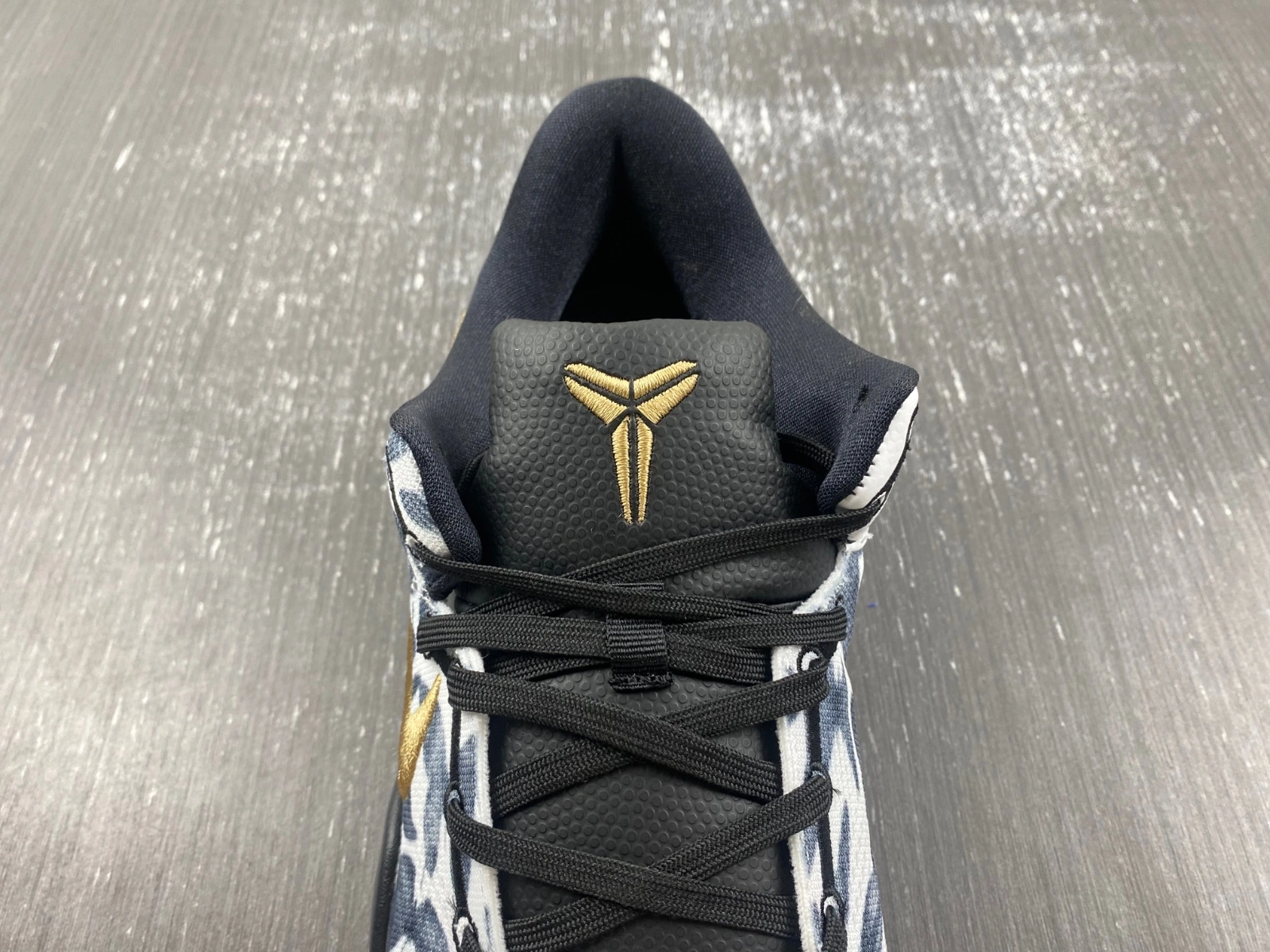 Kobe 8 Protro Mambacita GiGi R.I.P FV6325- MultiPurpose 1054