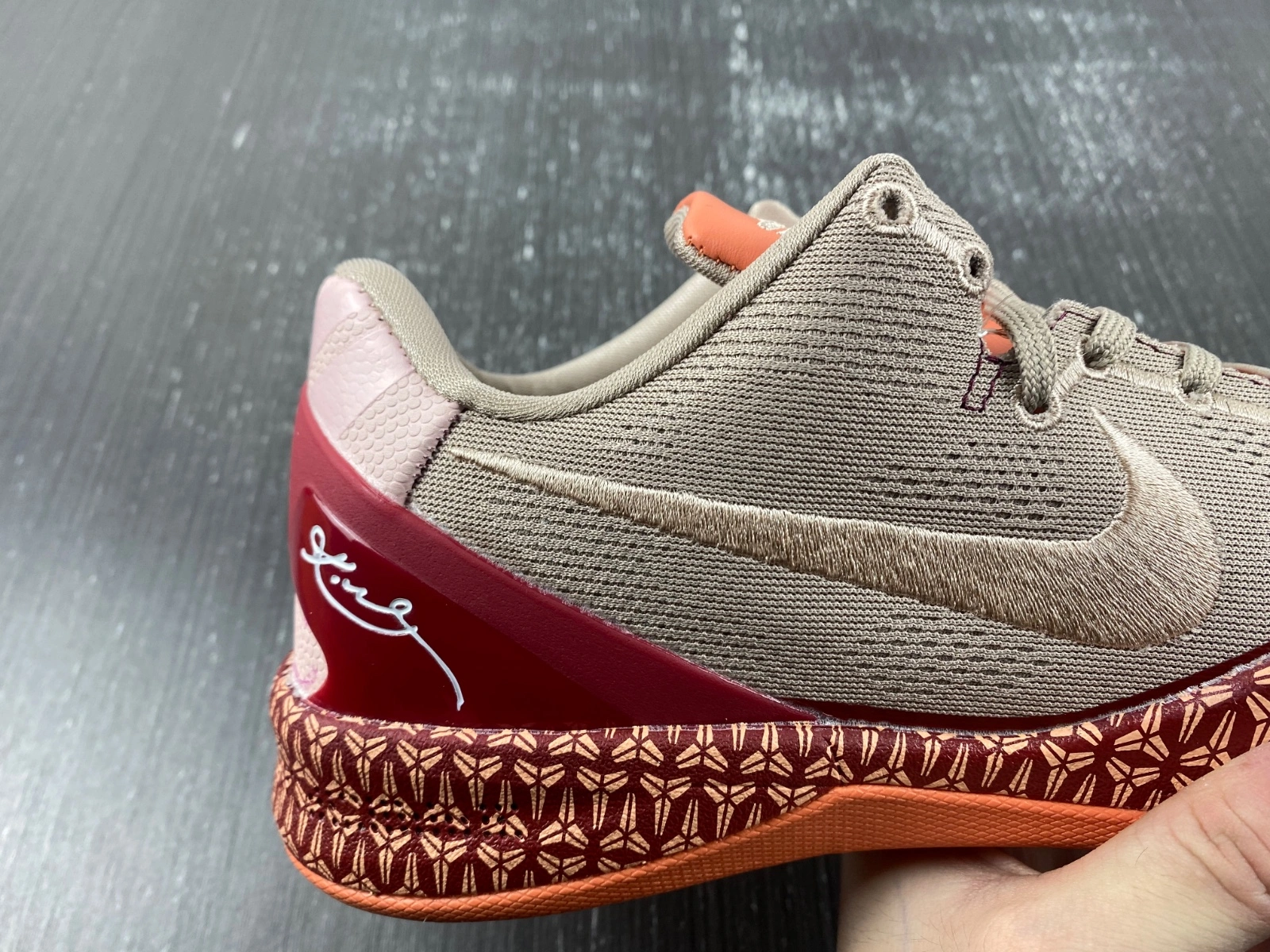 Kobe 8 Protro Orange FJ9364- Popular 1071