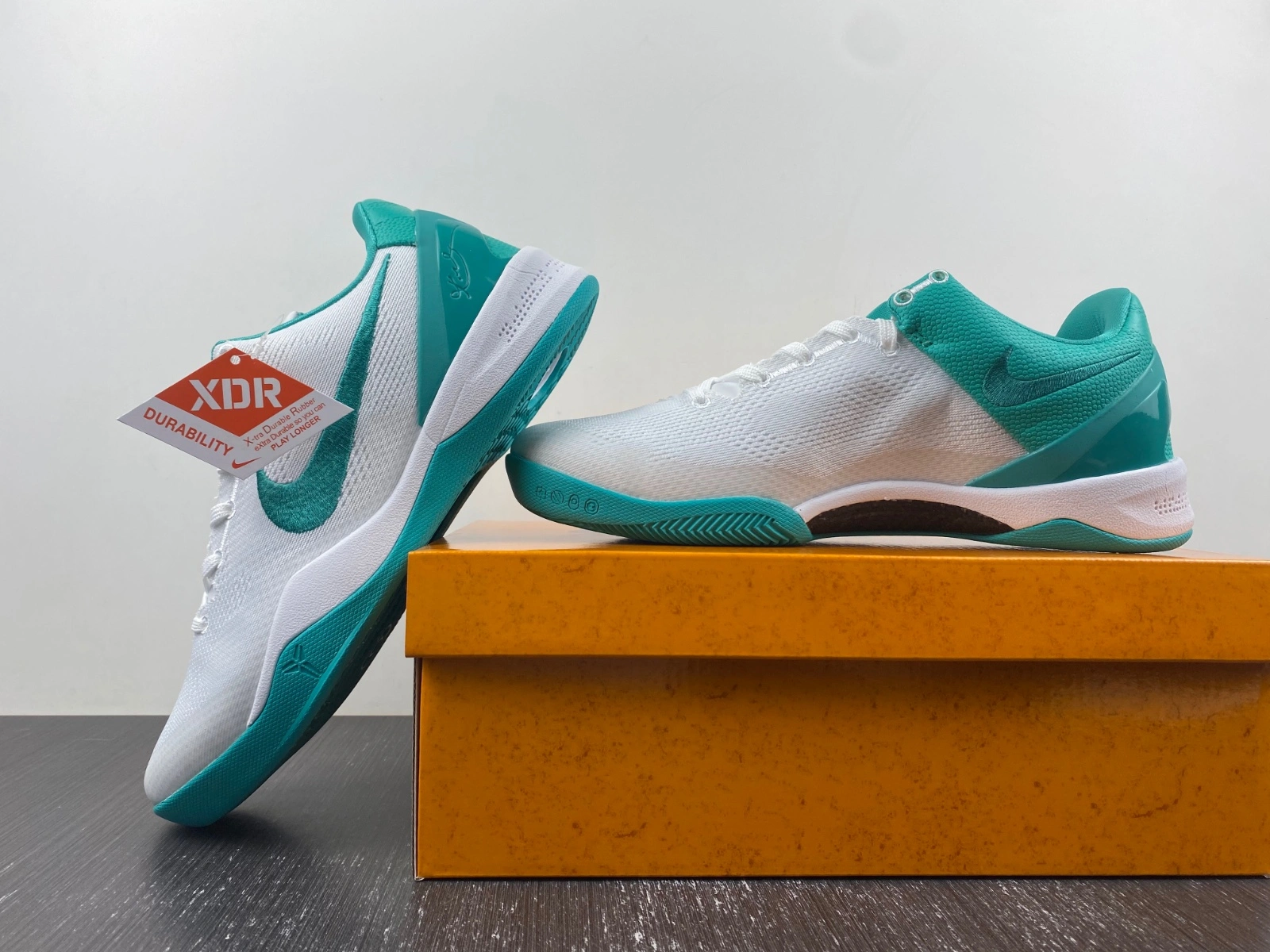 Kobe 8 Protro Radiant Emerald FQ3549- Packable 1095