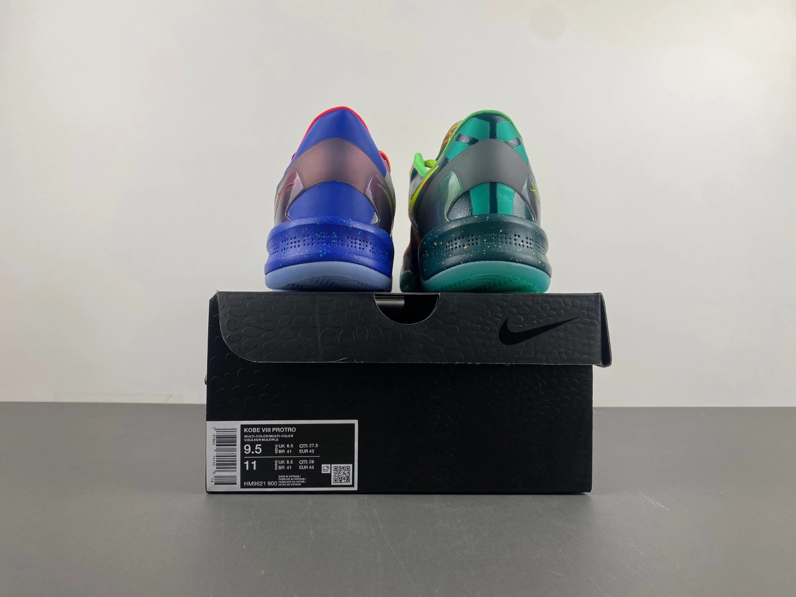 Sporty Kobe 8 Protro What The HM9621- 982