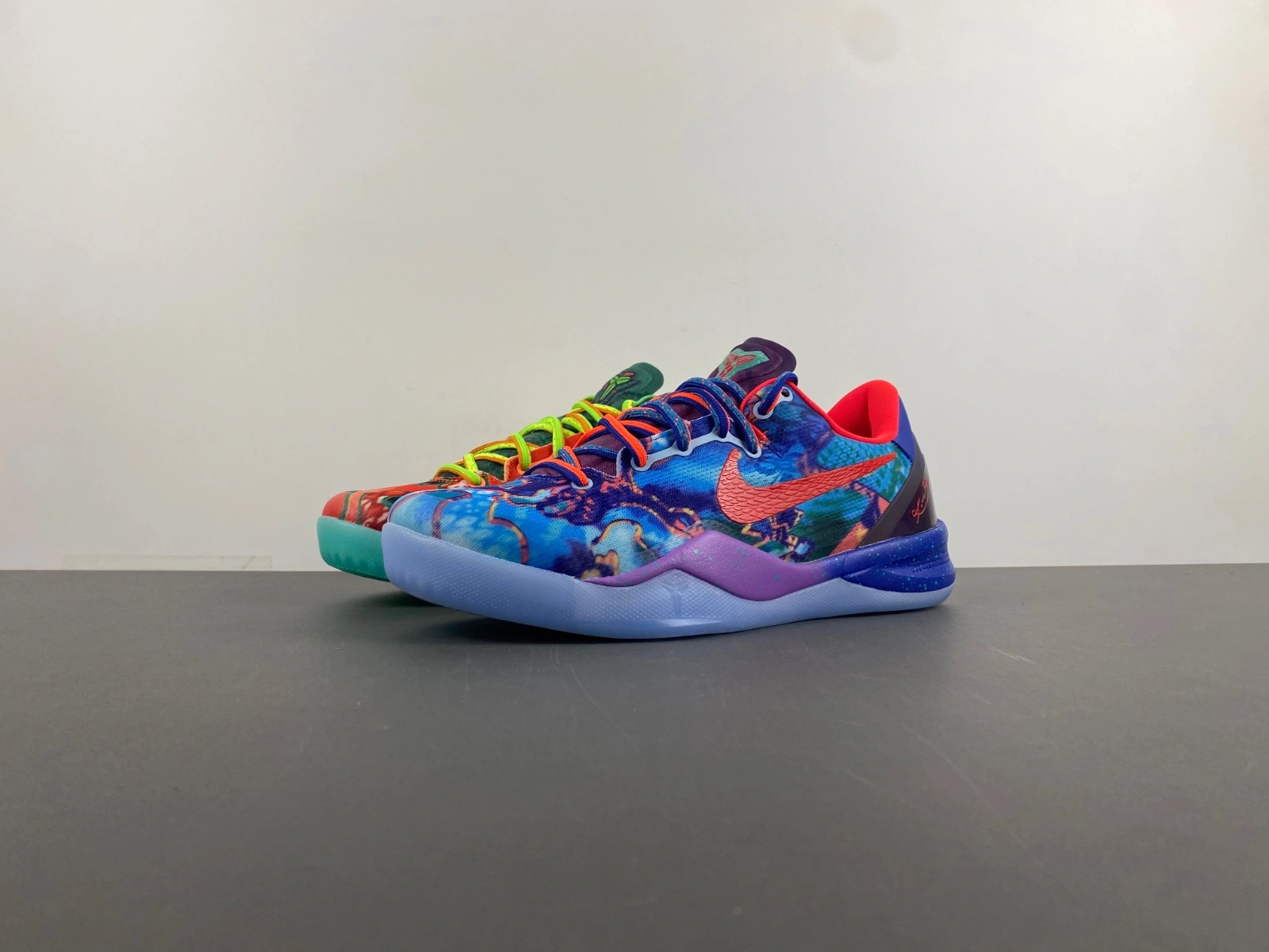 Sporty Kobe 8 Protro What The HM9621- 982