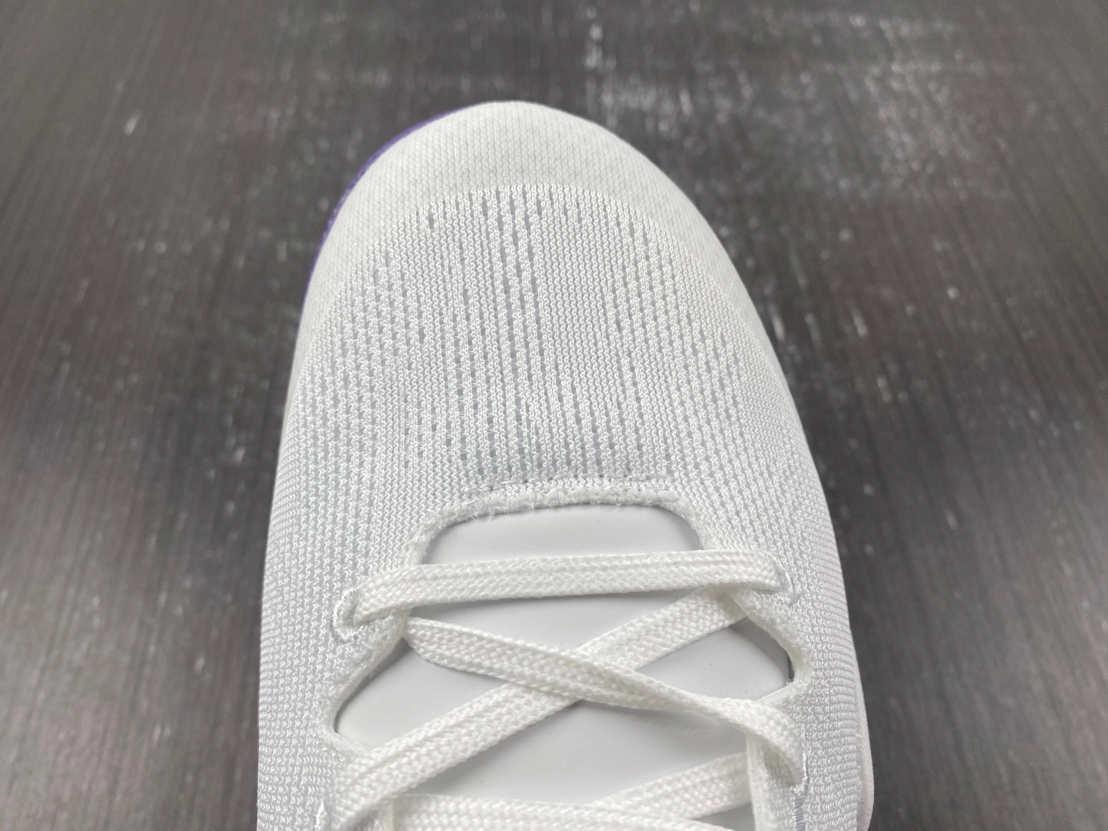 Compact Kobe 8 Protro White Court Purple FQ3549- 1094