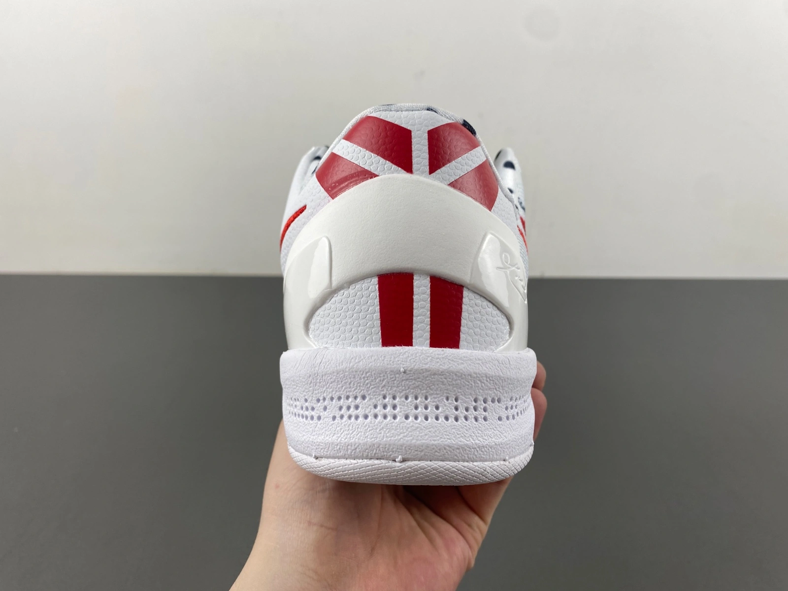 Kobe 8 Protro white love FJ9364- SoftTouch 1028