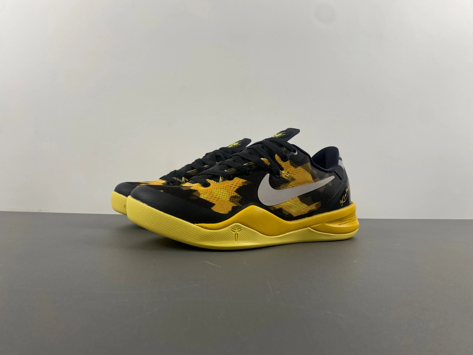 Kobe 8 Sulfur Electric Yellow 555035- SmartChoice 1014