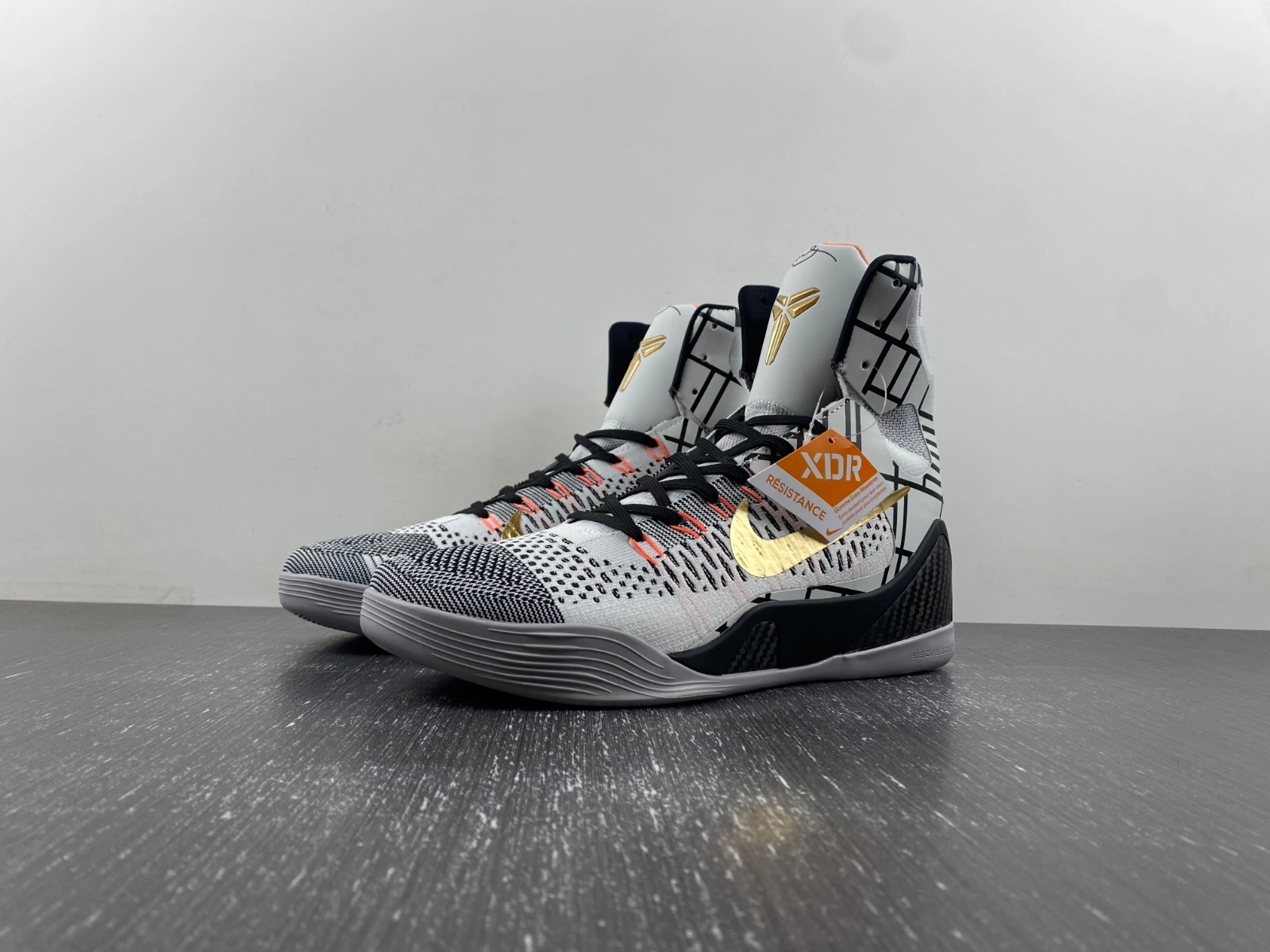 SmoothTexture Kobe 9 Elite Gold Fundamentals 630847-100 641714- 1056