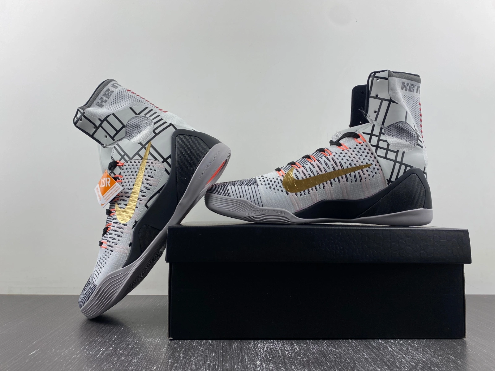 SmoothTexture Kobe 9 Elite Gold Fundamentals 630847-100 641714- 1056