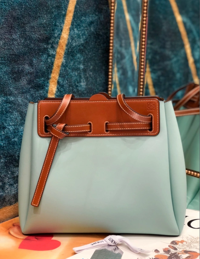 Upgraded L*oewe Top Bag 24x17x6.5cm 9035