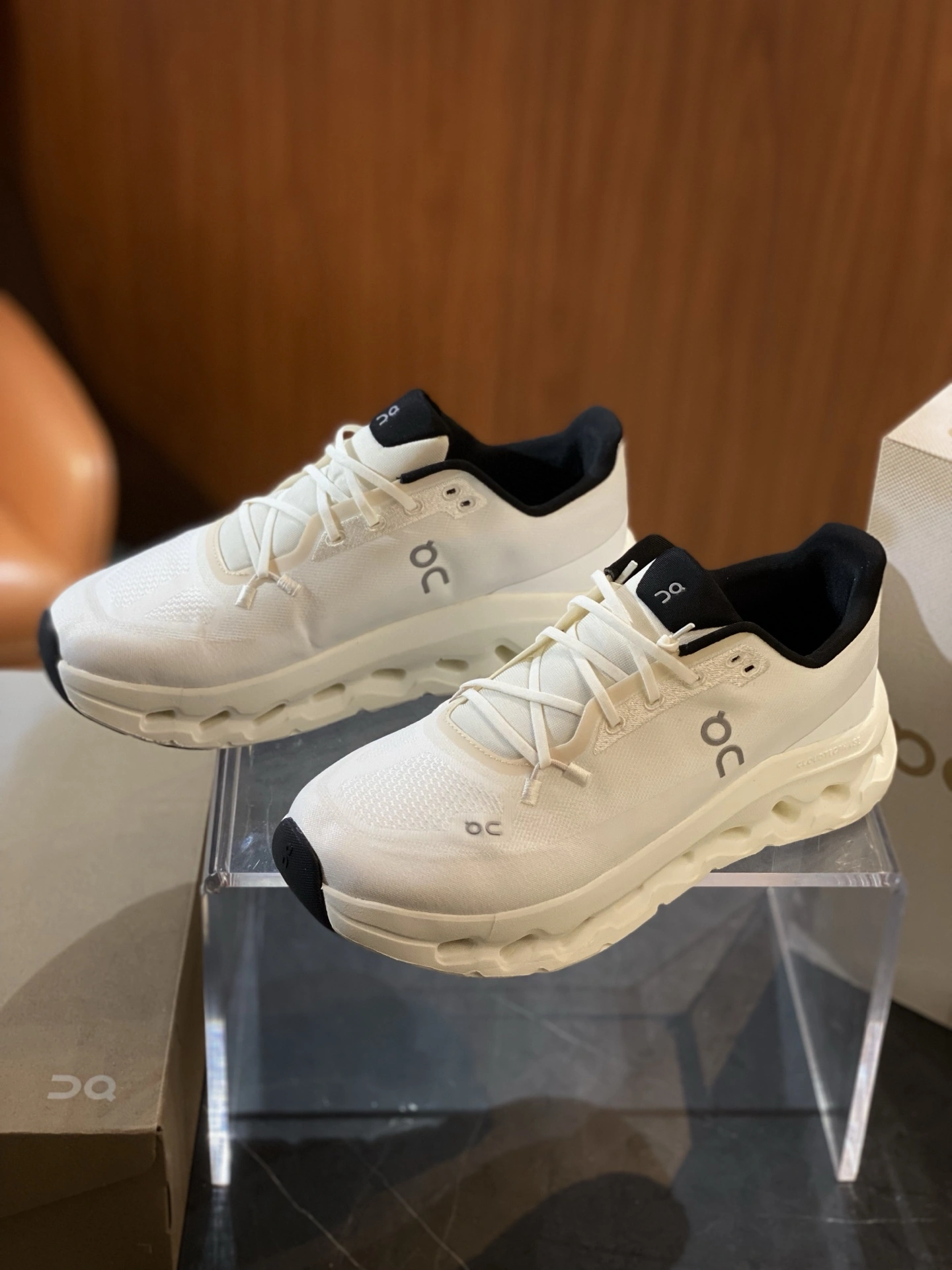 Lightweight L*oewe Top Sneaker Low RR 20250417- 7518