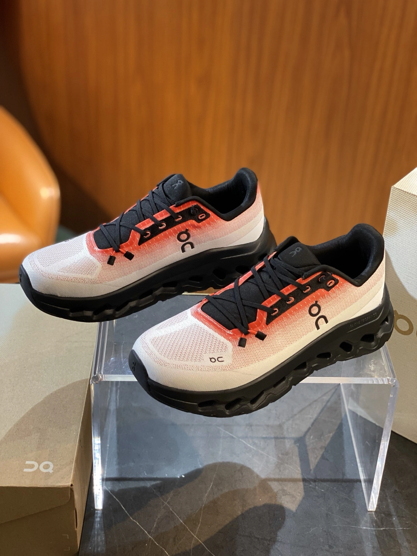 WaterResistant L*oewe Top Sneaker Low RR 20250417- 7516