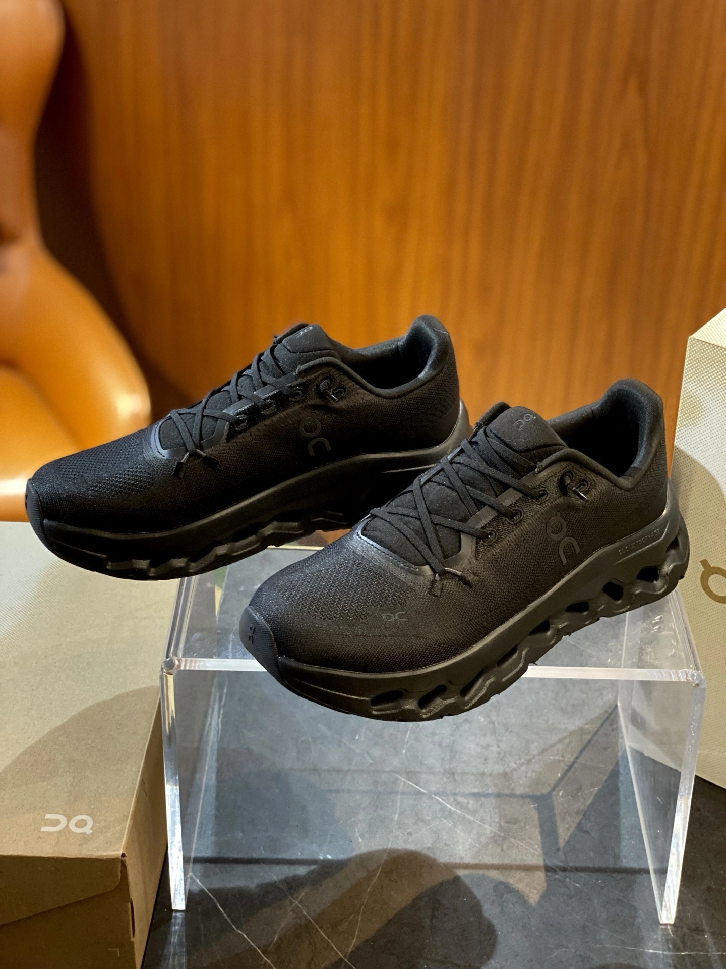 L*oewe Top Sneaker Low RR 20250417- EyeCatching 7514