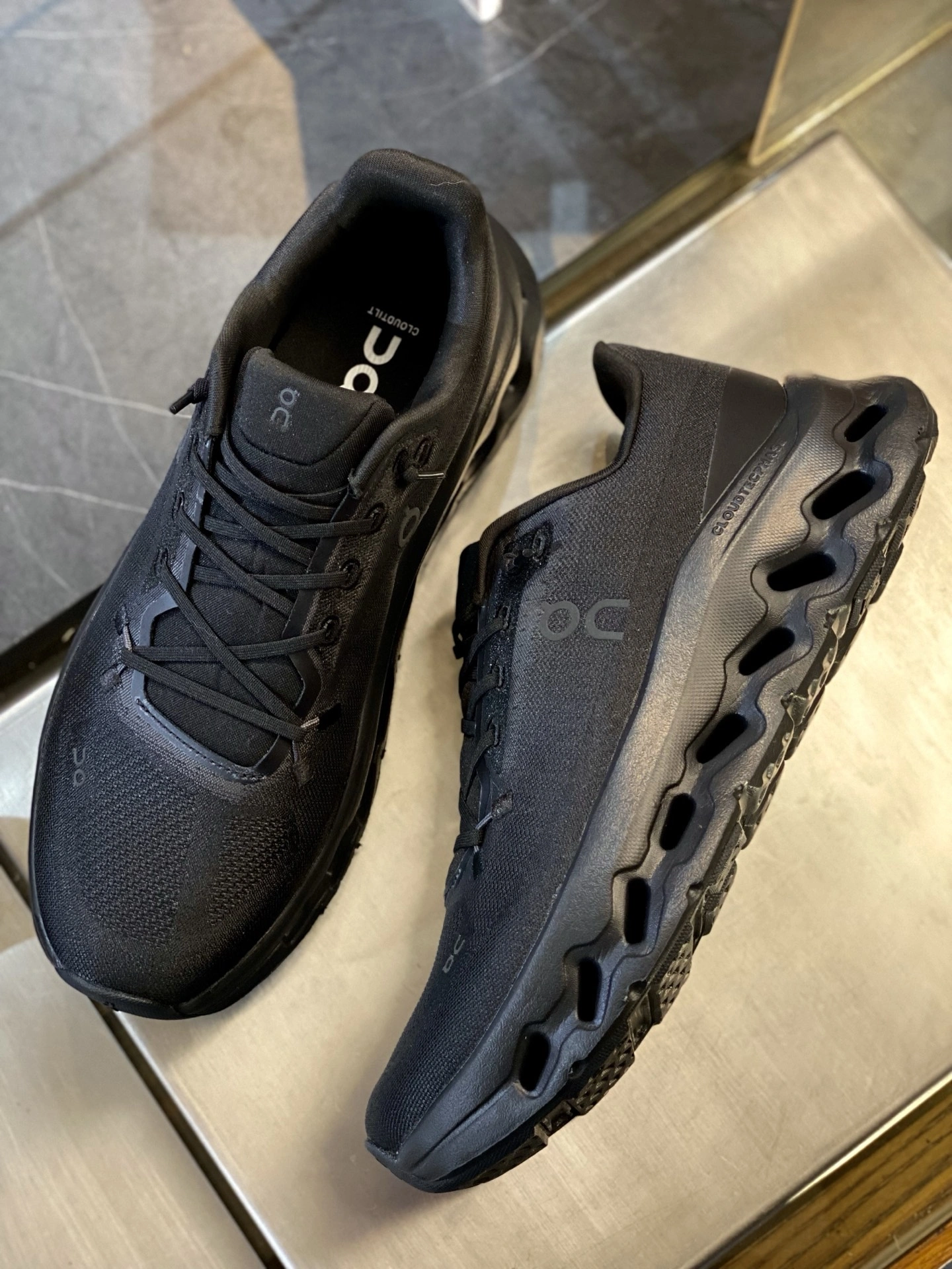 L*oewe Top Sneaker Low RR 20250417- EyeCatching 7514
