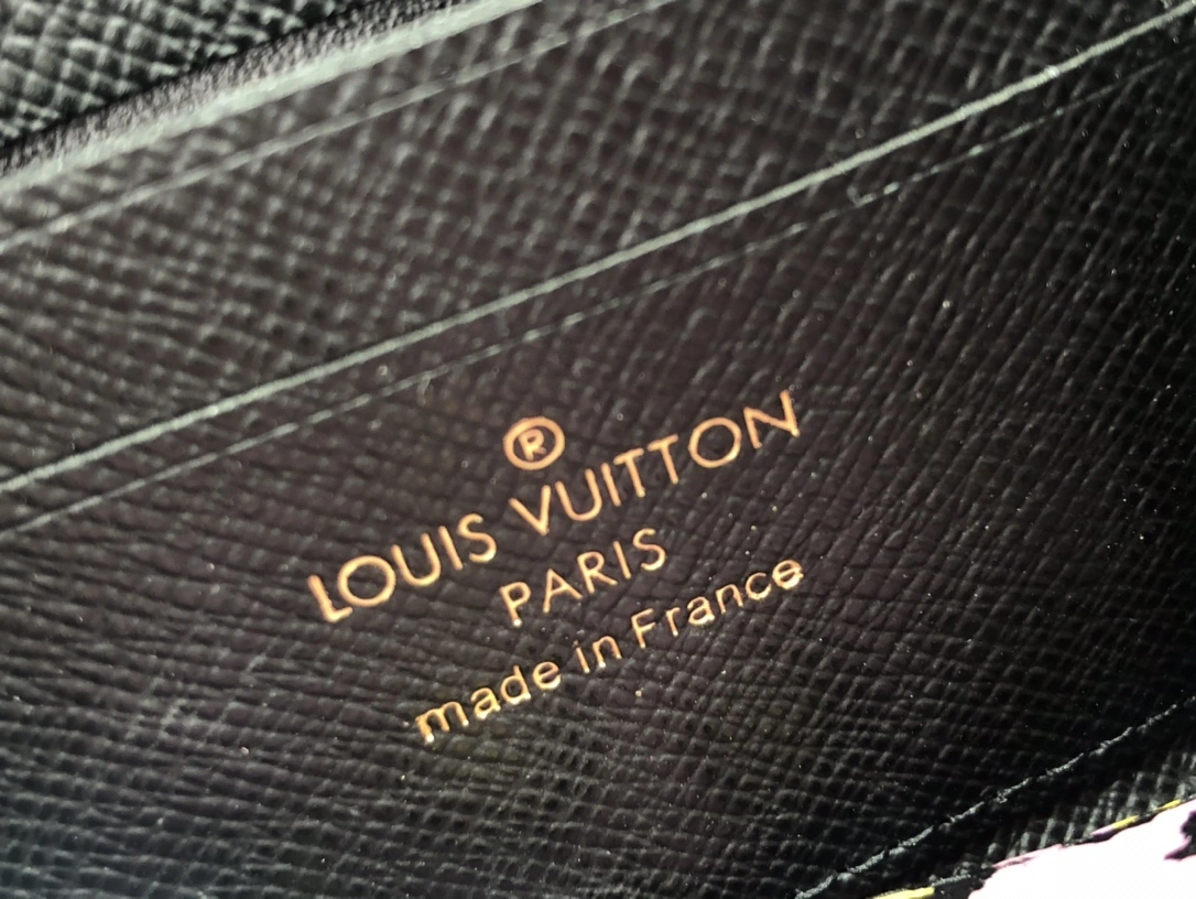 L*ouis V*uitton Bag Top Quality 11*8.5*2cm Compact 8360