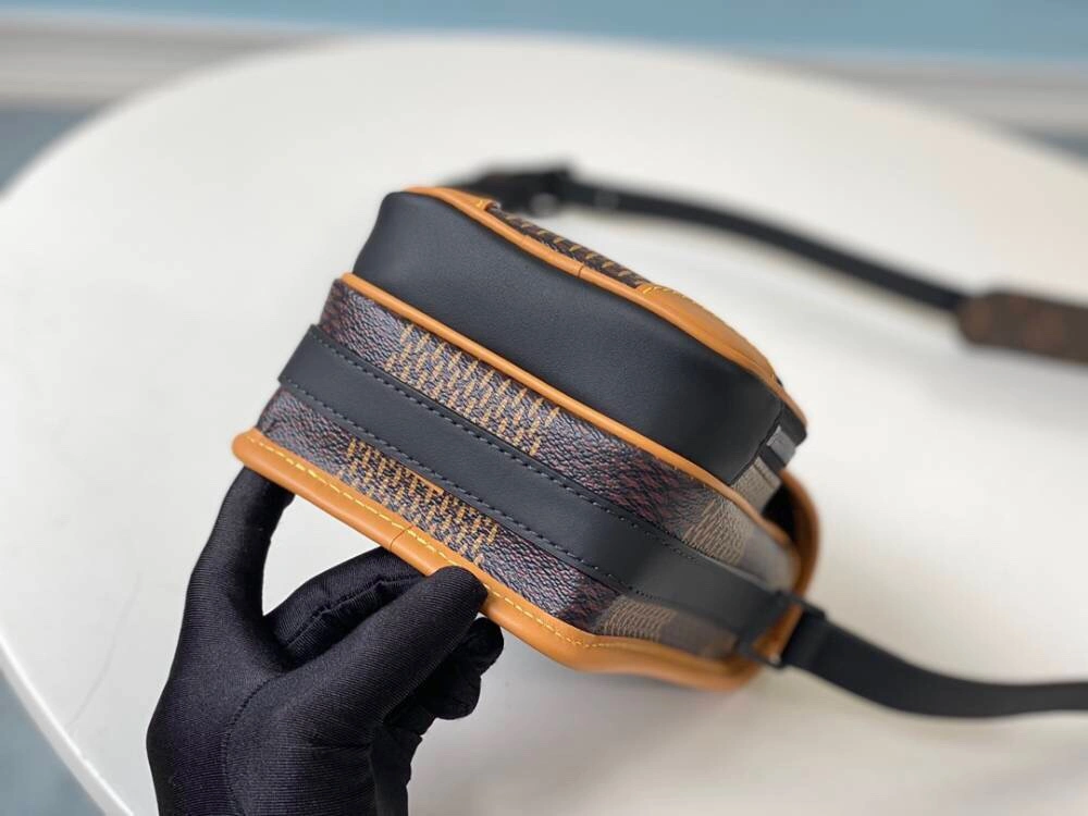 L*ouis V*uitton Bag Top Quality 13*18*9cm Stretchable 8713