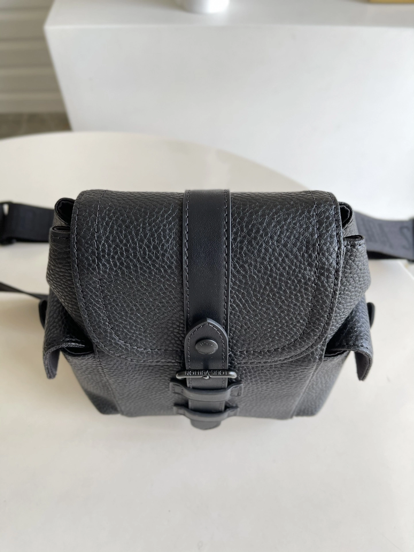 WaterResistant L*ouis V*uitton Bag Top Quality 14 x 19.5 x 5CM 8426