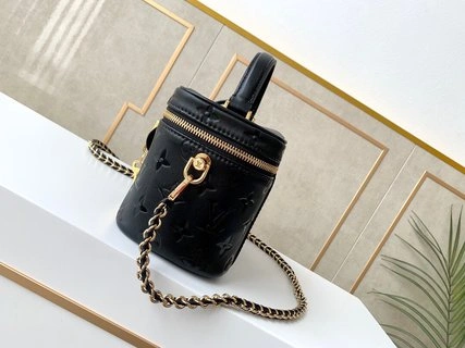 L*ouis V*uitton Bag Top Quality 14x19x10cm Unique 8779