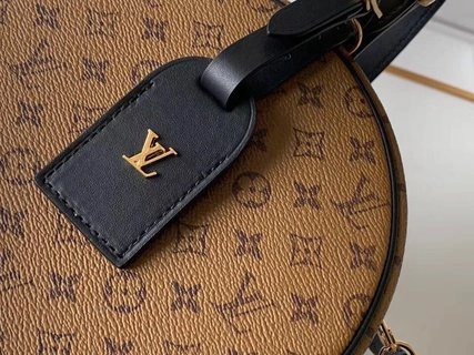 Versatile L*ouis V*uitton Bag Top Quality 17.5*16.5*7.5cm 8758