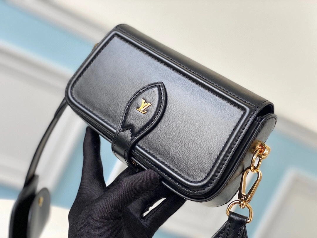 L*ouis V*uitton Bag Top Quality 17*10*4.5cm Sporty 8653