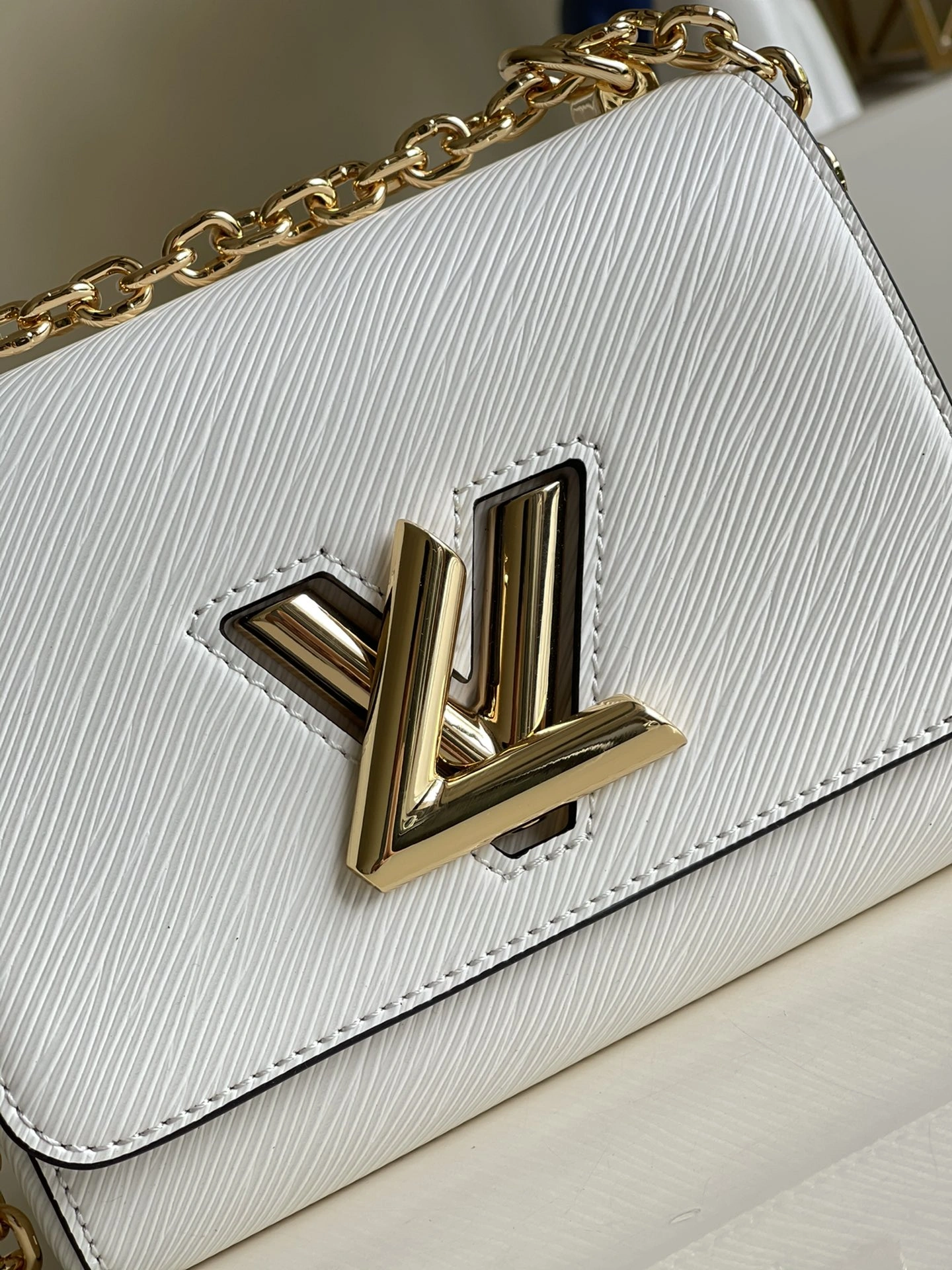 WeatherProof L*ouis V*uitton Bag Top Quality 18*15*9cm 8523