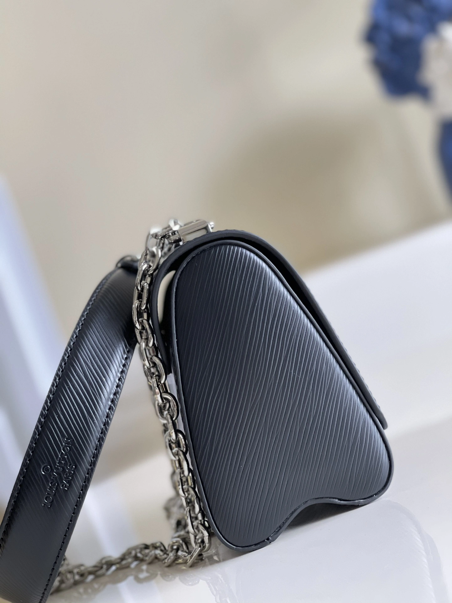L*ouis V*uitton Bag Top Quality 18*15*9cm Efficient 8522