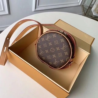 L*ouis V*uitton Bag Top Quality 18*17*7cm Trendsetting 8746