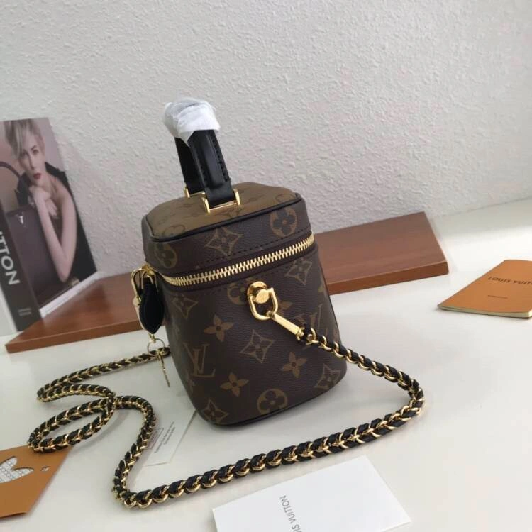 L*ouis V*uitton Bag Top Quality 19*13*11cm Elegant 8709