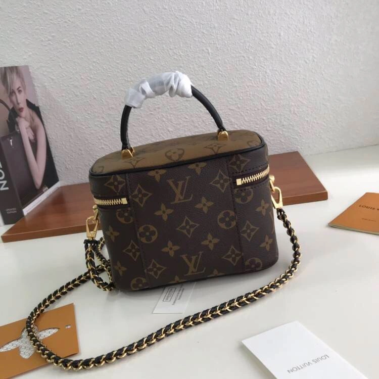 L*ouis V*uitton Bag Top Quality 19*13*11cm Elegant 8709