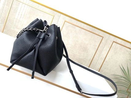 StreetReady L*ouis V*uitton Bag Top Quality 19x22x14cm 8772