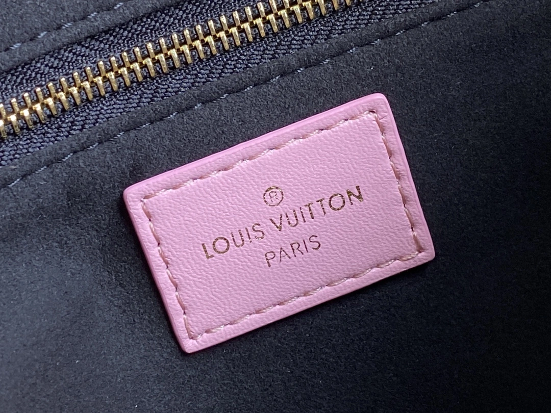 L*ouis V*uitton Bag Top Quality 20*14*7.5cm EasyMatch 8433