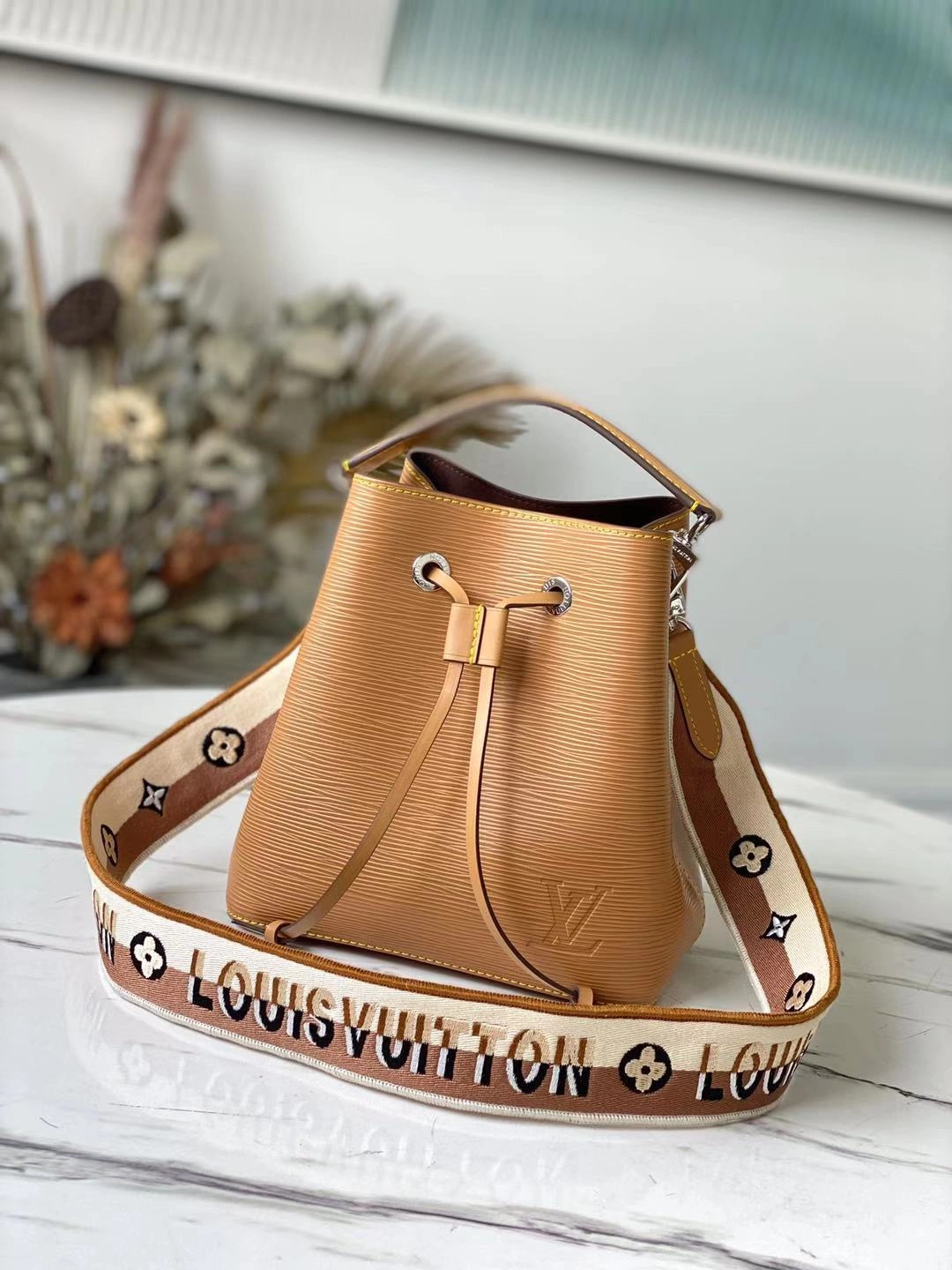 L*ouis V*uitton Bag Top Quality 20*20*13cm Compact 8581
