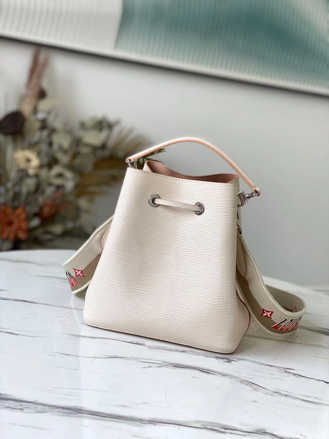 L*ouis V*uitton Bag Top Quality 20*20*13cm Timeless 8580