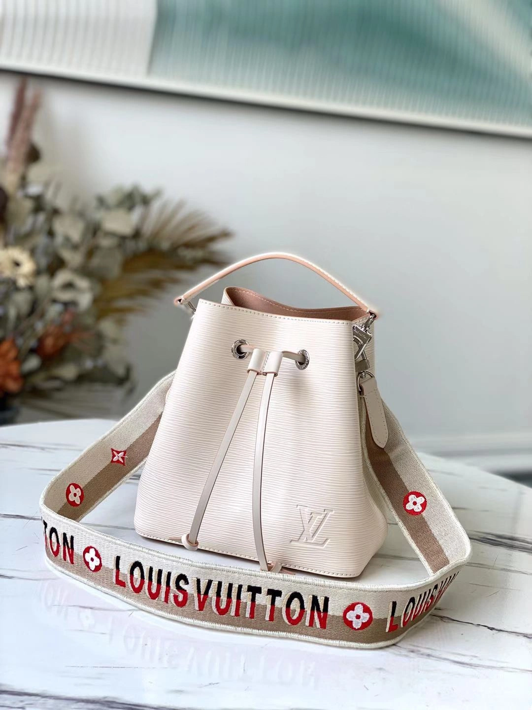 L*ouis V*uitton Bag Top Quality 20*20*13cm Timeless 8580