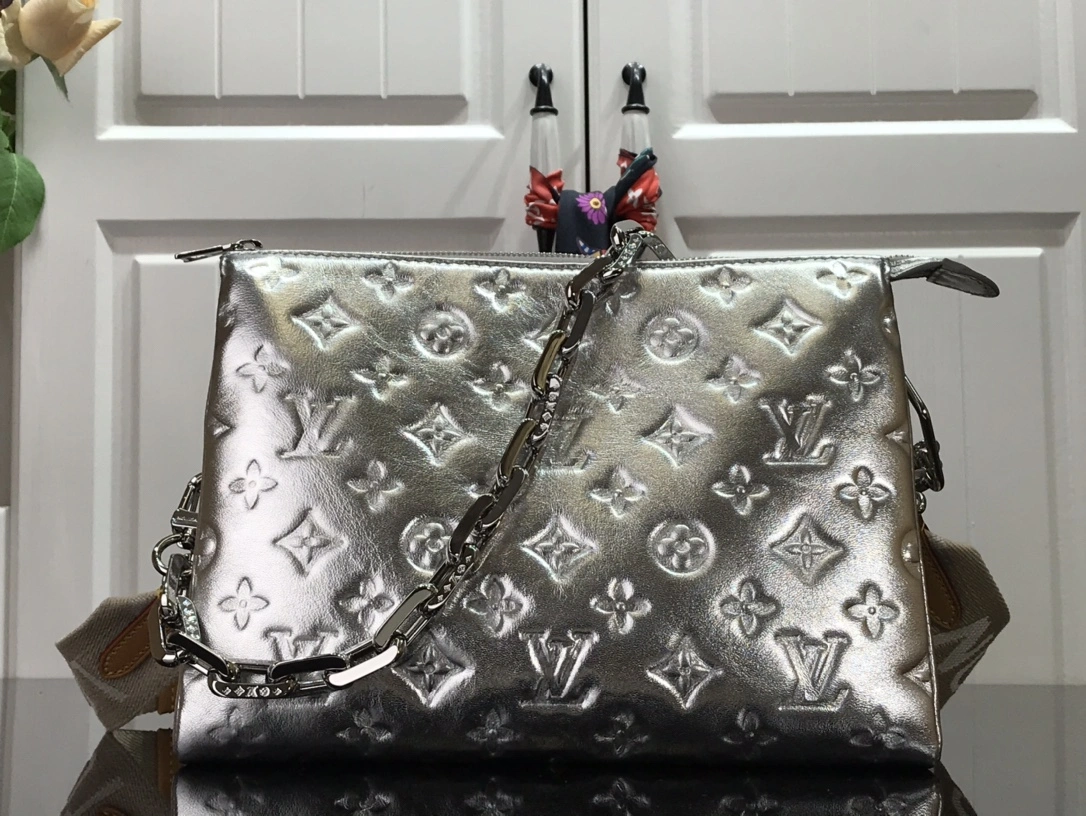 FreshLook L*ouis V*uitton Bag Top Quality 20*26*12cm 8616