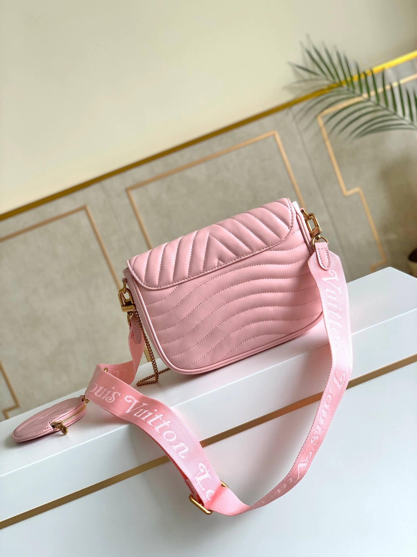 FashionForward L*ouis V*uitton Bag Top Quality 21*13*6.5cm 8716